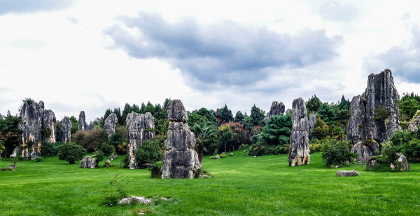 china-shilin-stone-forest-27